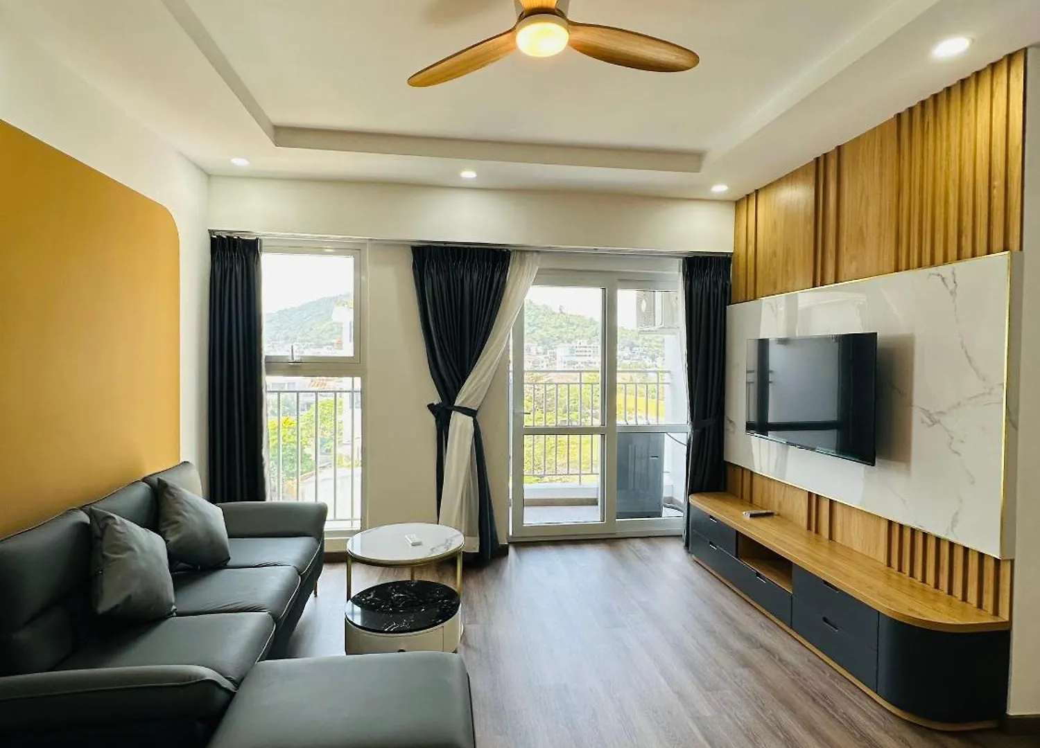 Muong Thanh Oceanus Nha Trang Apartment